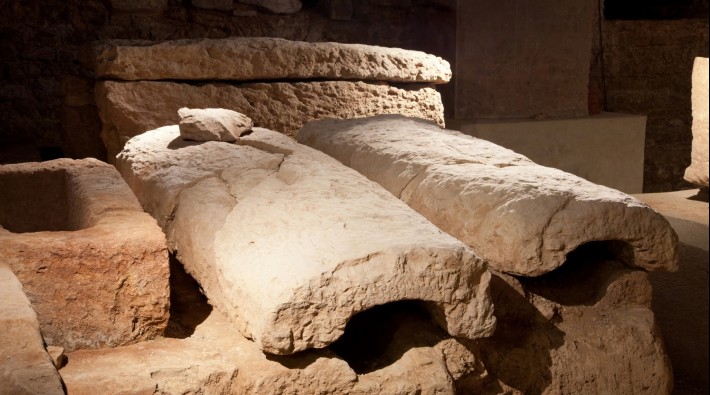sarcophages2